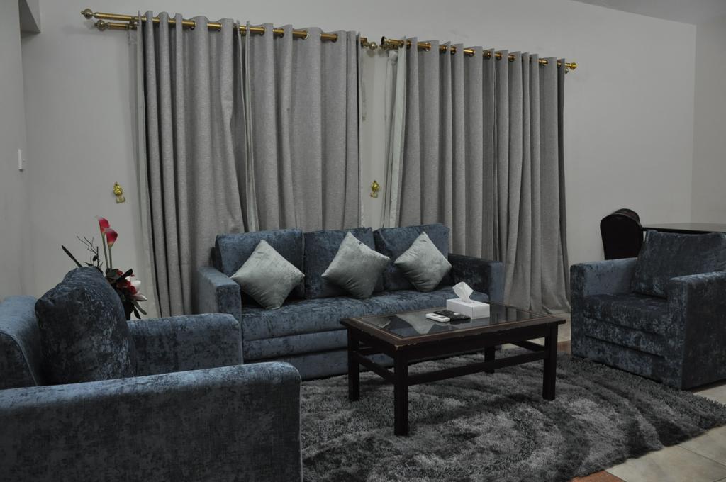 Sahara Hotel Apartments Mascate Exterior foto
